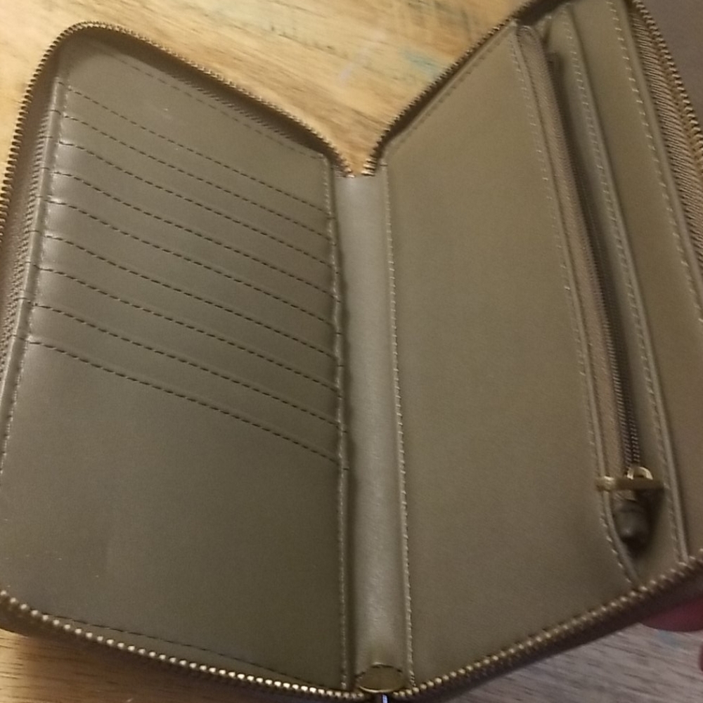 Universal Thread Backpack And Natching Wallet - image 2